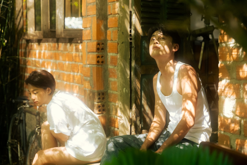 hoang dung ra mat mv doi muoi - 2