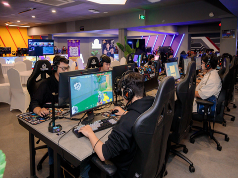 Vikings Esports Arena Hoàng Văn Thụ trở thành phòng máy đầu tiên tại Việt Nam đạt chuẩn “Intel Premium iCafe” 2 Xuất hiện Vikings Esports Arena cơ sở 2 tại TP. Hồ Chí Minh - Ảnh 10.